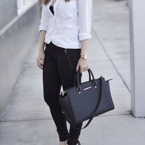 Michael Kors Handbags - ️SOLD / Michael Kors Black Selma Saffiano Bag Michael Kors Handbags - ️SOLD / Michael Kors Black Selma Saffiano Bag