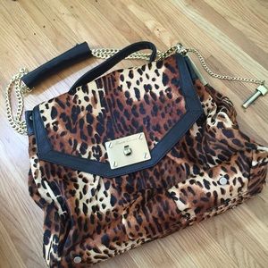Kenneth Cole Handbags - Kenneth Cole Leopard Shoulder Bag Kenneth Cole Handbags - Kenneth Cole Leopard Shoulder Bag