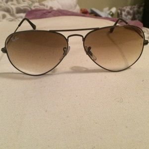 Ray-Ban Other - Authentic Ray-Ban Aviator Ray-Ban Other - Authentic Ray-Ban Aviator