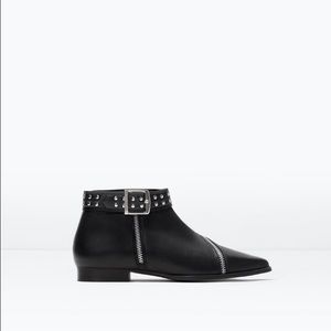 Zara leather zipper booties Zara leather zipper booties