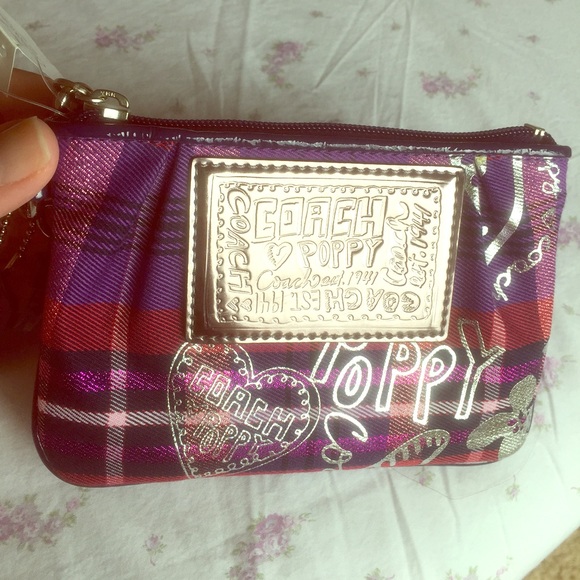 coach wristlets 58