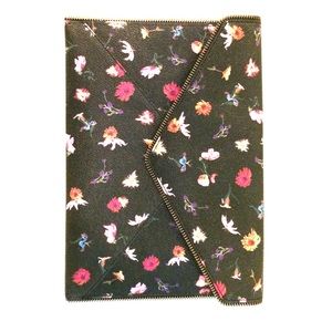 Rebecca minkoff flower clutch Rebecca minkoff flower clutch