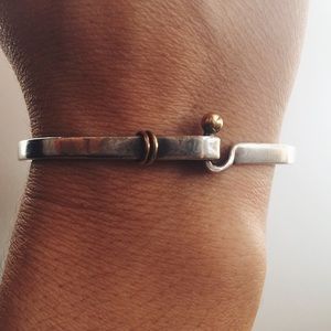 Tiffany and Co 18k gold hook and eye bracelet Tiffany and Co 18k gold hook and eye bracelet