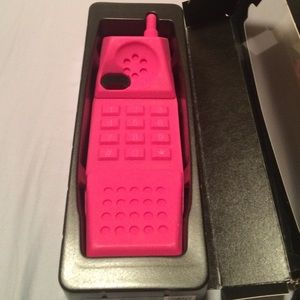 Moschino pink cell phone IPHONE 5 case like new Moschino pink cell phone IPHONE 5 case like new