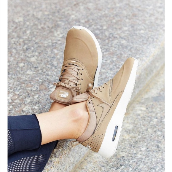 Air Max Thea Premium Leather Air Max Thea Premium Leather