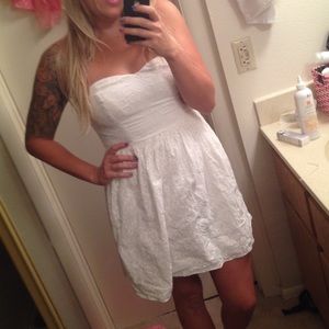 Dresses & Skirts - White strapless dress floral lace Dresses & Skirts - White strapless dress floral lace