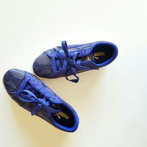 Puma Shoes - New PUMA classic snakeskin sneakers size 7 Puma Shoes - New PUMA classic snakeskin sneakers size 7