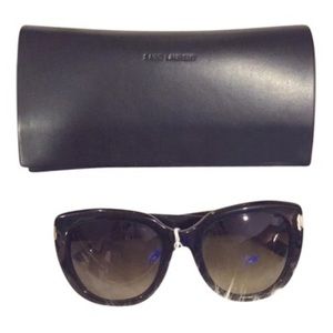 Saint Laurent Accessories - 🎉HP🎉Saint Laurent Black Oversized Sunglasses Saint Laurent Accessories - 🎉HP🎉Saint Laurent Black Oversized Sunglasses