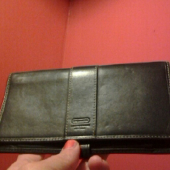 coach wallets 86