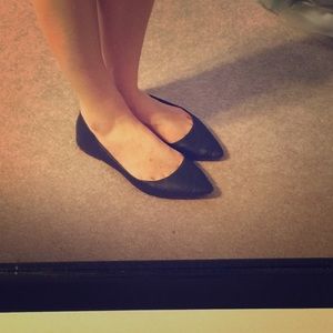 Old Navy Shoes - Black Ballet Flats Old Navy Shoes - Black Ballet Flats