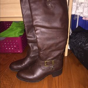 Size 6.5 brown tall boots Size 6.5 brown tall boots