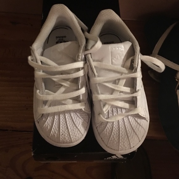 Adidas Superstar 21 Adidas Superstar 21