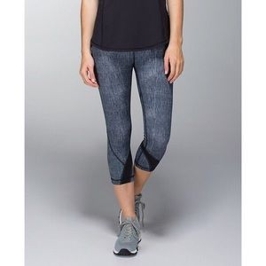 lululemon athletica Pants - Lululemon Run : Inspire Crop ll almost new grey lululemon athletica Pants - Lululemon Run : Inspire Crop ll almost new grey