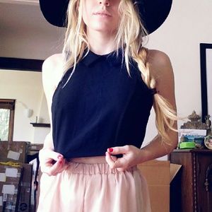 ASOS Tops - ASOS Sleeveless Peter Pan Collar Shirt NWT ASOS Tops - ASOS Sleeveless Peter Pan Collar Shirt NWT