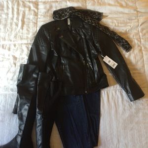 Mural black leather biker jacket Mural black leather biker jacket