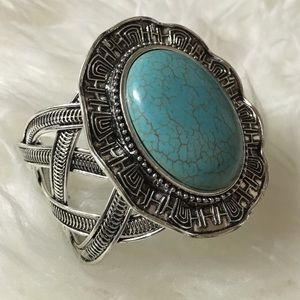 Jewelry - • Turquoise silver cuff • Jewelry - • Turquoise silver cuff •