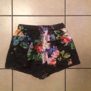 Brandy Melville floral silky drawstring shorts Brandy Melville floral silky drawstring shorts