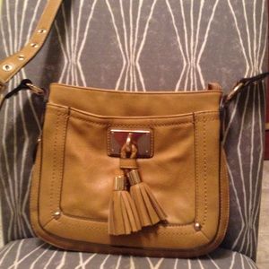 Melie Bianco vegan leather cross body. Melie Bianco vegan leather cross body.