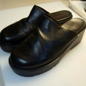 BANDO LINO LEATHER CLOGS BANDO LINO LEATHER CLOGS