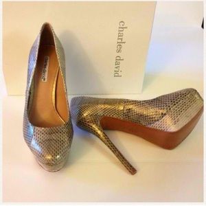 Charles David Shoes - Charles David Gold Snake 'Regal' Platform Pump Charles David Shoes - Charles David Gold Snake 'Regal' Platform Pump