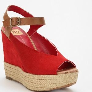 DV Red Wedge Sandal. Jute Platform DV Red Wedge Sandal. Jute Platform