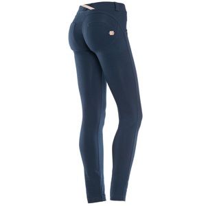 Freddy pant store Pants - 🎉1day only sale🎉Blue ,plumping freddy jeggings Freddy pant store Pants - 🎉1day only sale🎉Blue ,plumping freddy jeggings