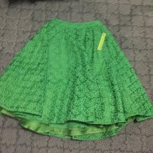 Alice and Olivia green skirt size 0 Alice and Olivia green skirt size 0
