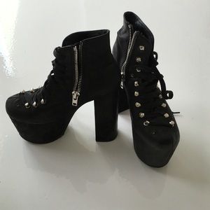 UNIF Shoes - unif hell bounds size 7 UNIF Shoes - unif hell bounds size 7