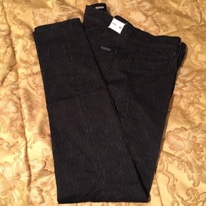 Hudson Jeans Denim - Hudson "Krista" Super-Skinny Jean. Hudson Jeans Denim - Hudson "Krista" Super-Skinny Jean.