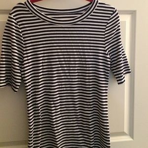 Perfect condition top by Kersh! Perfect condition top by Kersh!