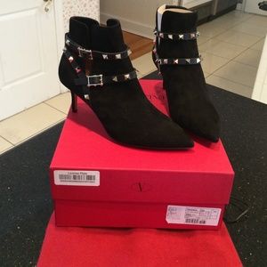 Valentino Shoes - NWT Valentino Rockstud Boots. Valentino Shoes - NWT Valentino Rockstud Boots.