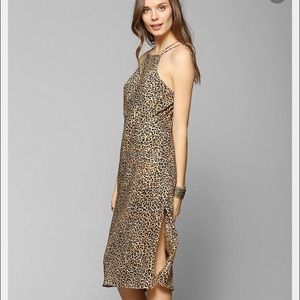 silence + noise Dresses & Skirts - UO Silence & Noise Slip Dress Size Small silence + noise Dresses & Skirts - UO Silence & Noise Slip Dress Size Small