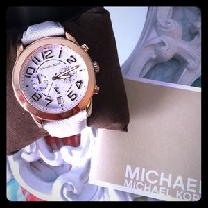 Michael Kors Accessories - 🚫Hold for Corazon 🚫Bundle Michael Kors Accessories - 🚫Hold for Corazon 🚫Bundle