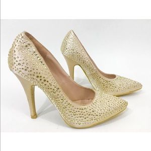Traffic Shoes - Traffic Rhinestone Pointed Toe Classic Pumps Traffic Shoes - Traffic Rhinestone Pointed Toe Classic Pumps
