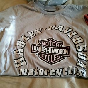 Harley-Davidson Tops - Harley Davidson t shirt Harley-Davidson Tops - Harley Davidson t shirt