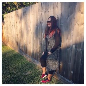 Forever 21 Jackets & Blazers - Grey Marled Knit Vest Cardian Forever 21 Jackets & Blazers - Grey Marled Knit Vest Cardian