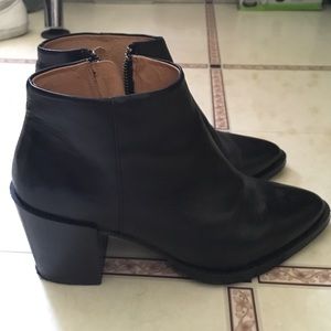 Topshop leather ankle booties Topshop leather ankle booties