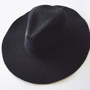 Forever 21 Accessories - Black Wide-Brim Canvas Fedora Hat Forever 21 Accessories - Black Wide-Brim Canvas Fedora Hat