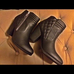 Black Zippered Ankle Boots Black Zippered Ankle Boots