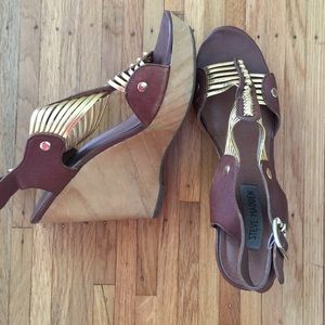 Steve Madden Shoes - Steve Madden Tuscaan Wedge Steve Madden Shoes - Steve Madden Tuscaan Wedge
