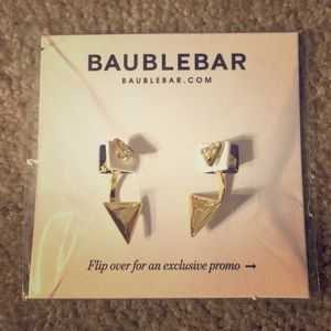 BaubleBar Jewelry - NWT BaubleBar Gold Triangle Earrings BaubleBar Jewelry - NWT BaubleBar Gold Triangle Earrings