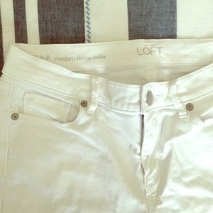 LOFT Denim - Petite White Skinny Ankle Zip Jeans from Loft LOFT Denim - Petite White Skinny Ankle Zip Jeans from Loft