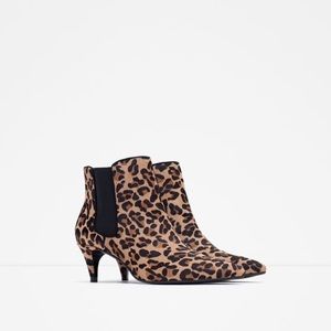 Zara Shoes - 🆕 Zara Leather Leopard Print Booties Zara Shoes - 🆕 Zara Leather Leopard Print Booties