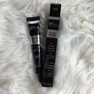 It Cosmetics Other - IT COSMETICS Bye Bye Under Eye Concealer in DEEP It Cosmetics Other - IT COSMETICS Bye Bye Under Eye Concealer in DEEP