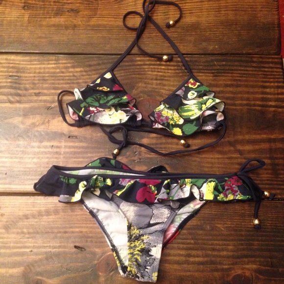 Go International Swim Go International Floral Bikini Swimsuit Ruffle Xs Poshmark