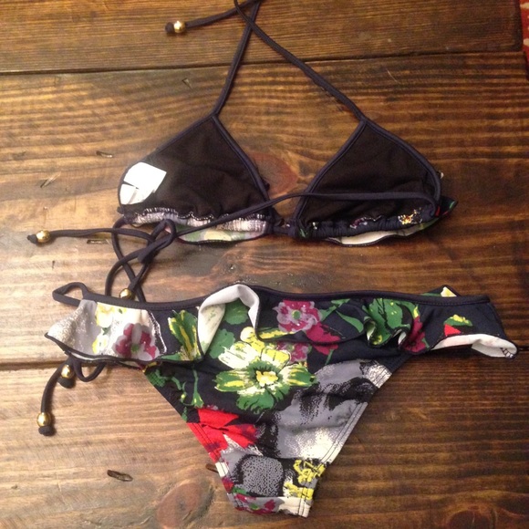 Go International Swim Go International Floral Bikini Swimsuit Ruffle Xs Poshmark