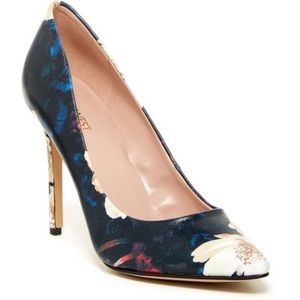 Nine West Shoes - 🆕 Nine West Floral Pumps Nine West Shoes - 🆕 Nine West Floral Pumps