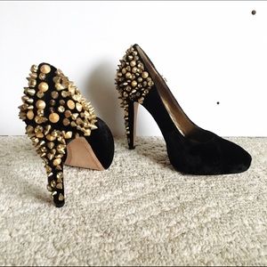 Sam Edelman Shoes - Sam Edelman edgy velvet pumps Sam Edelman Shoes - Sam Edelman edgy velvet pumps