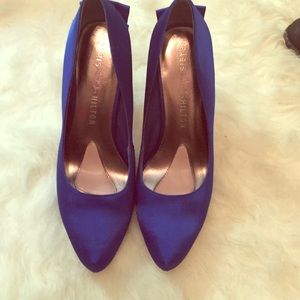 Shoes - LAST CHANCE--Royal blue heels Shoes - LAST CHANCE--Royal blue heels