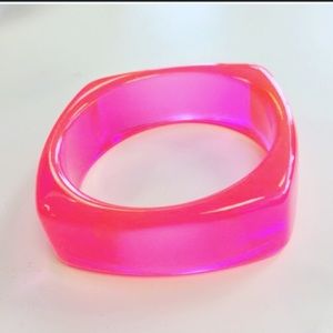 Adia Kibur Jewelry - NEW! Oversized neon pink Resin Bangle - Adia Kibur Adia Kibur Jewelry - NEW! Oversized neon pink Resin Bangle - Adia Kibur